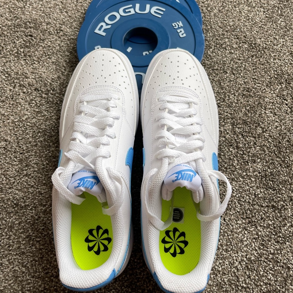 SIZE 10.5 - NIKE COURT VISION NEXT NATURE LOW WHITE UNIVERSITY BLUE - WOMENS - Picture 8 of 8